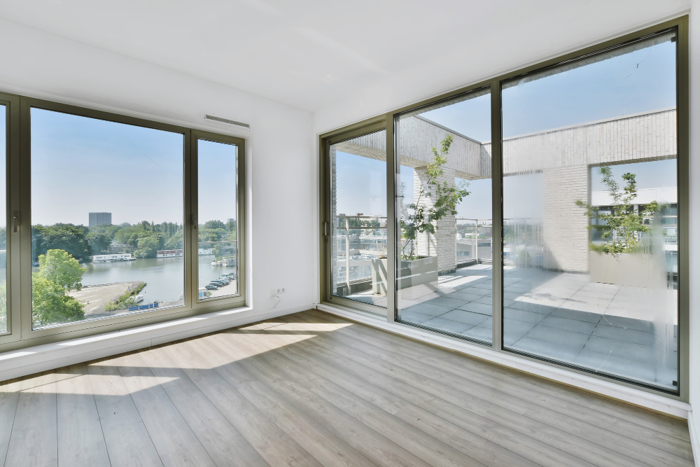 Phoenix Picture Window